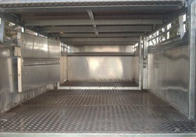 cattle trailer inside view 3